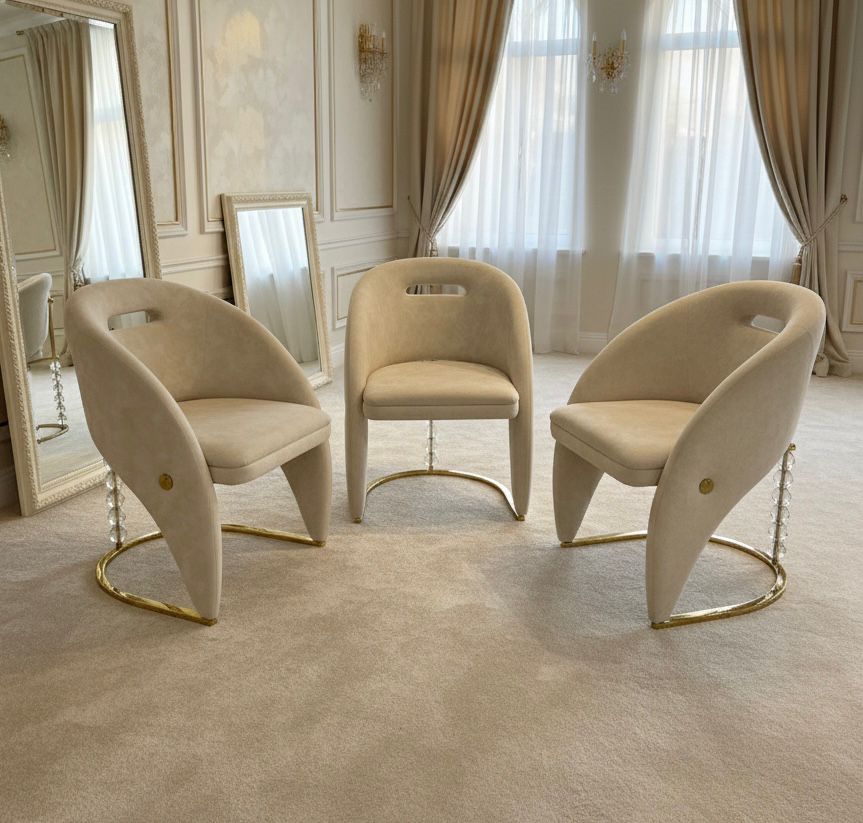 Arianna Marble & Gold Dining Table With Vermont Cream Gold Velvet Dining Chairs Crystals