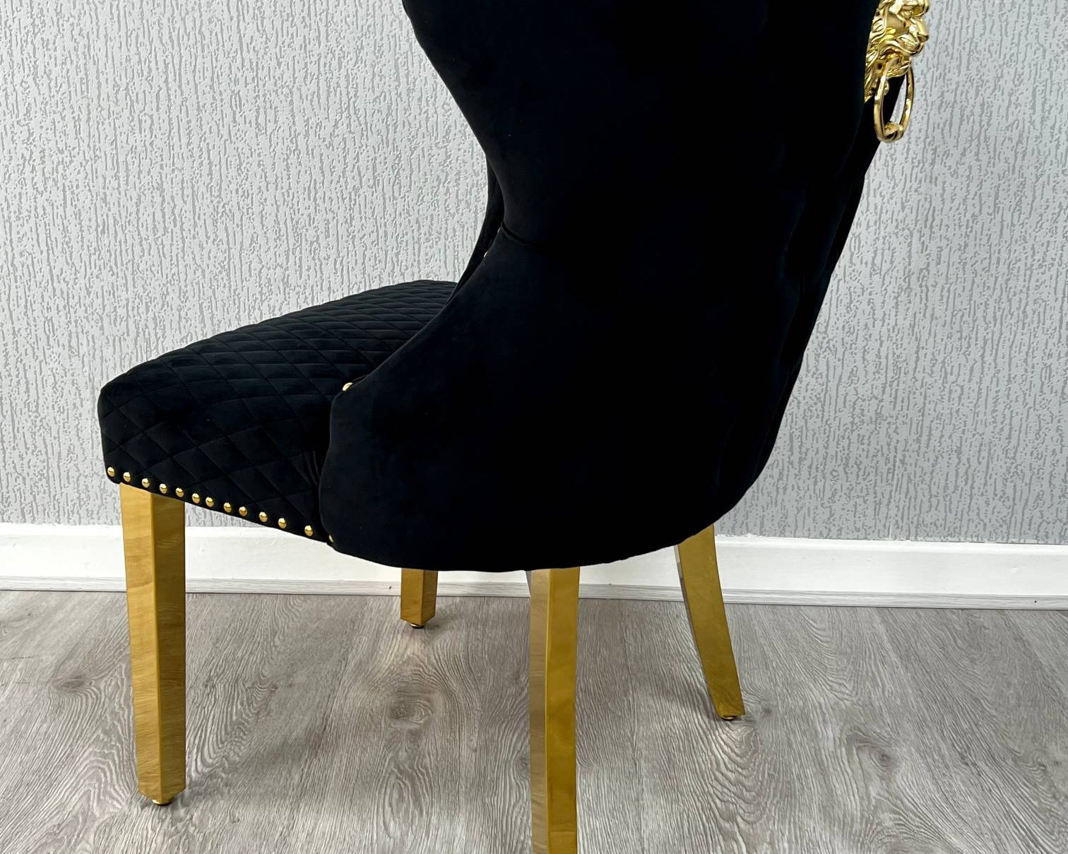 Louis Gold Round Marble 110cm Dining Table With Valentino Gold Lion Knocker Velvet Dining Chairs