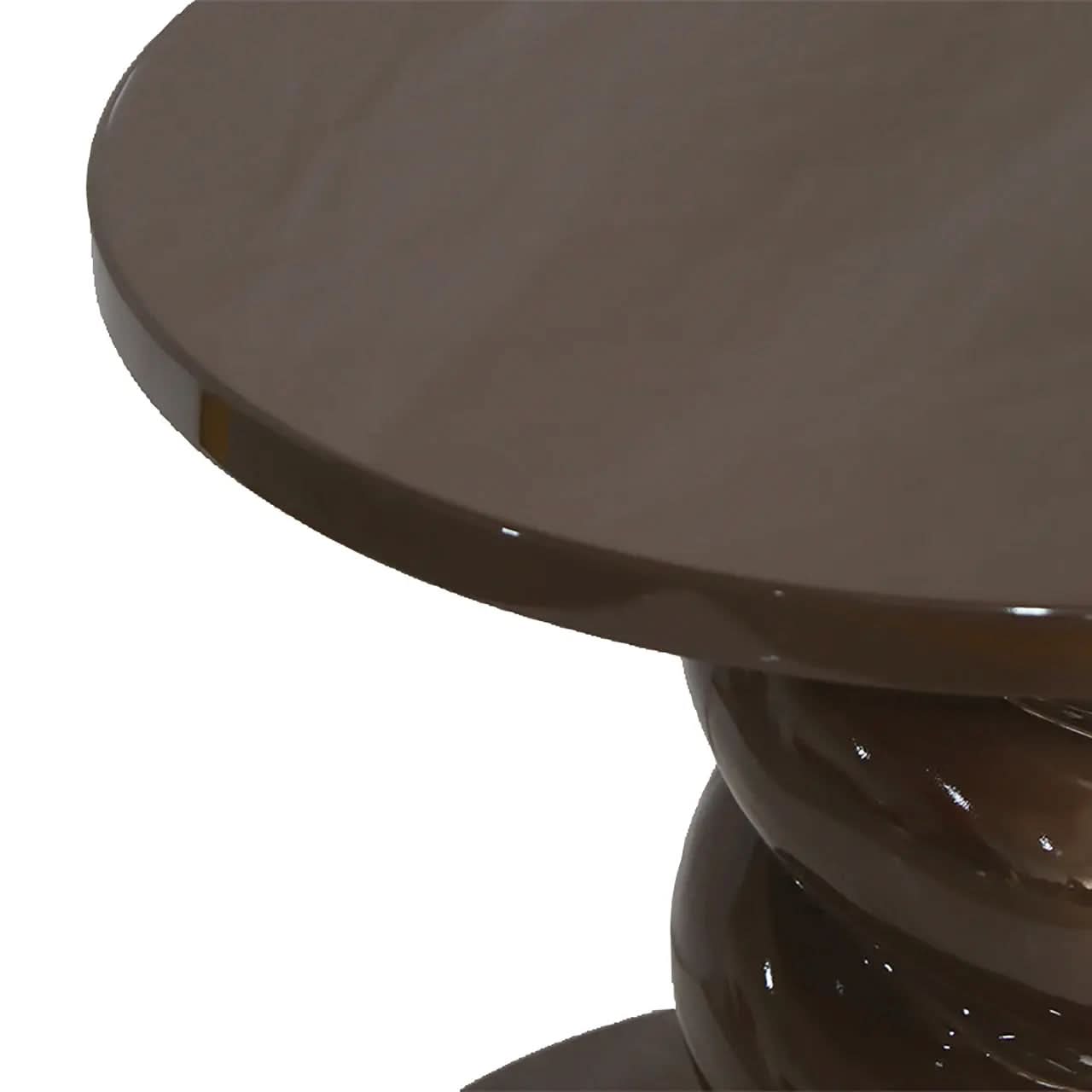 Richmond Interiors Celeste Chestnut End Table